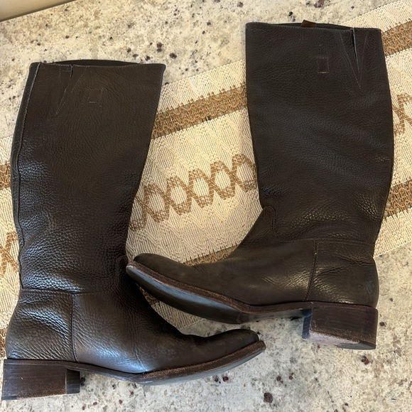 Tory Burch Keaton Riding Boots. Brown leather. Size Womans 7. - Picture 12 of 13